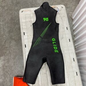 Blue 70 Glide Men’s Shorty Wetsuit, Lightly Used